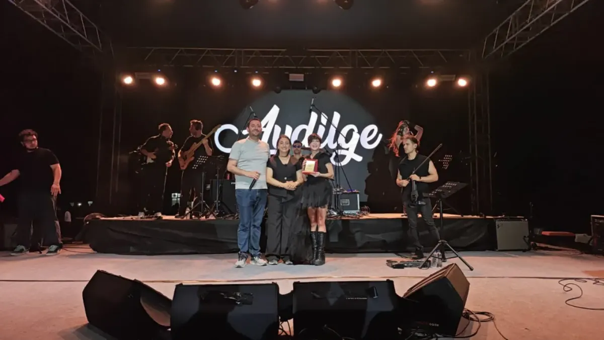 SamandağFest Coşkusu Aydilge Konseriyle Devam Etti