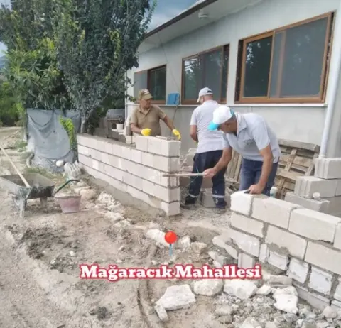 Nihat Çay, Samandağ Kitap Fuarı' Nda Eşsiz bir Müzik Dinletisi Sundu. — fotoğraf 1
