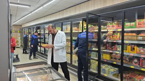 Samandağ Zabıtası Halk Sağlığı için Sahada — fotoğraf 4