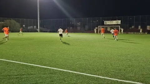 Yeni Mahalle, Mahalleler Arası Futbol Turnuvası’nın Şampiyonu Oldu — fotoğraf 1