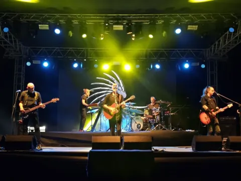 SamandağFest, Yüksek Sadakat Konseriyle Coşkulu bir Başlangıç Yaptı — fotoğraf 1