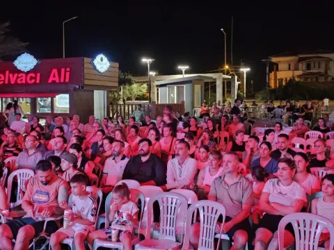 Samandağ Belediyesi Sinema Günleri Sinemaseverlerle Buluşuyor — fotoğraf 7